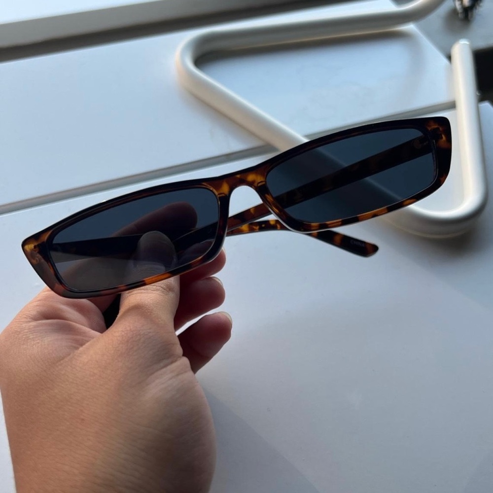 Deadstock 90’s inspired sunglasses